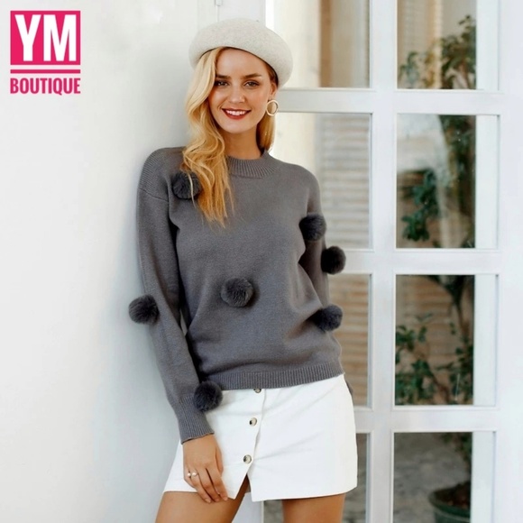 Fluffy pompom sweater - Picture 3 of 5
